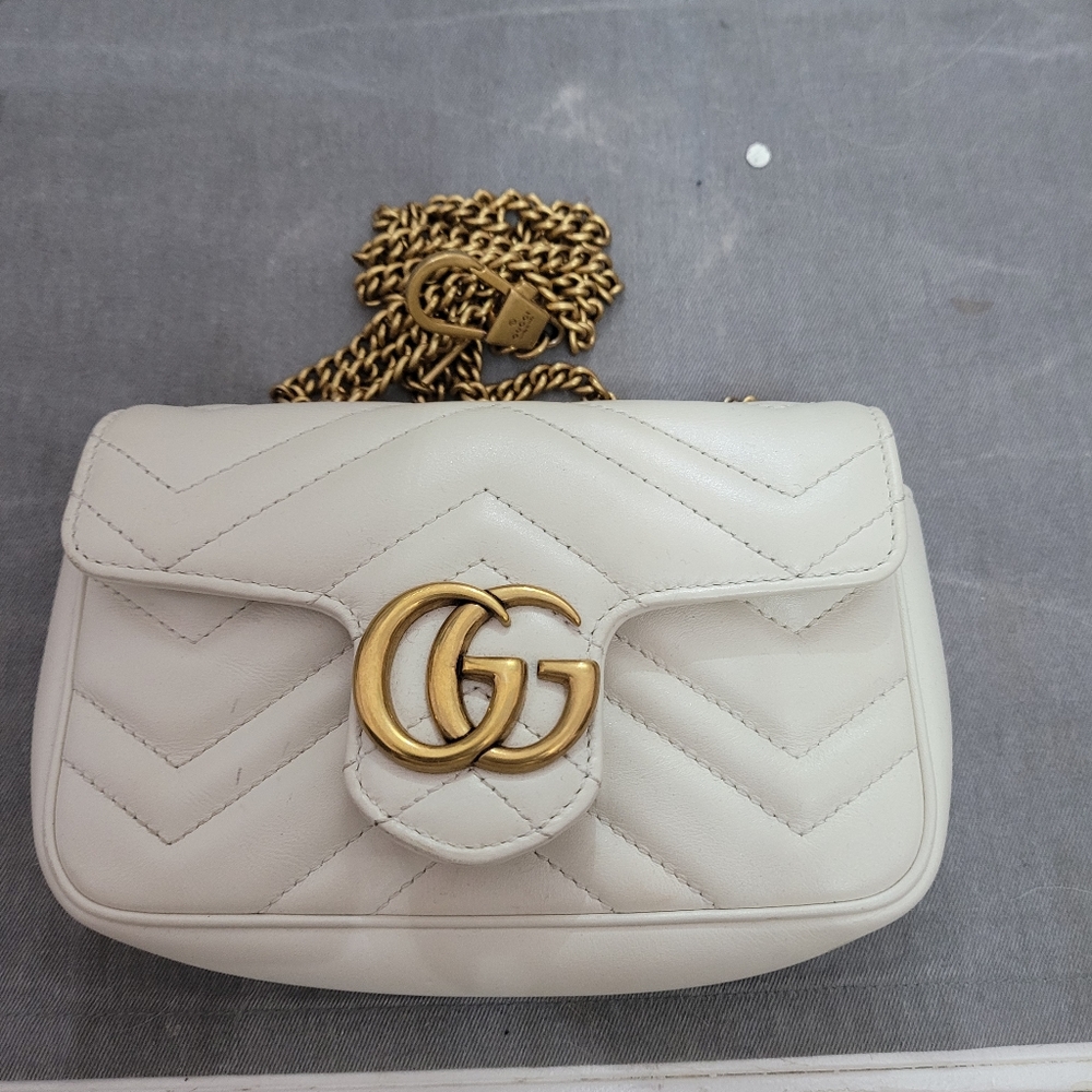 Gucci super mini